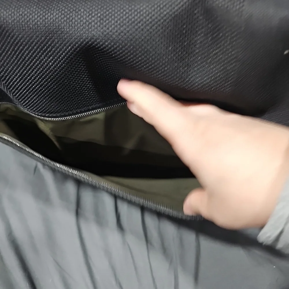 Louis Vuitton Black Men's Bag - Picture 8 of 13